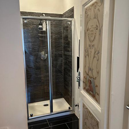 Casa Vacanza Sole Lago… Интра Екстериор снимка